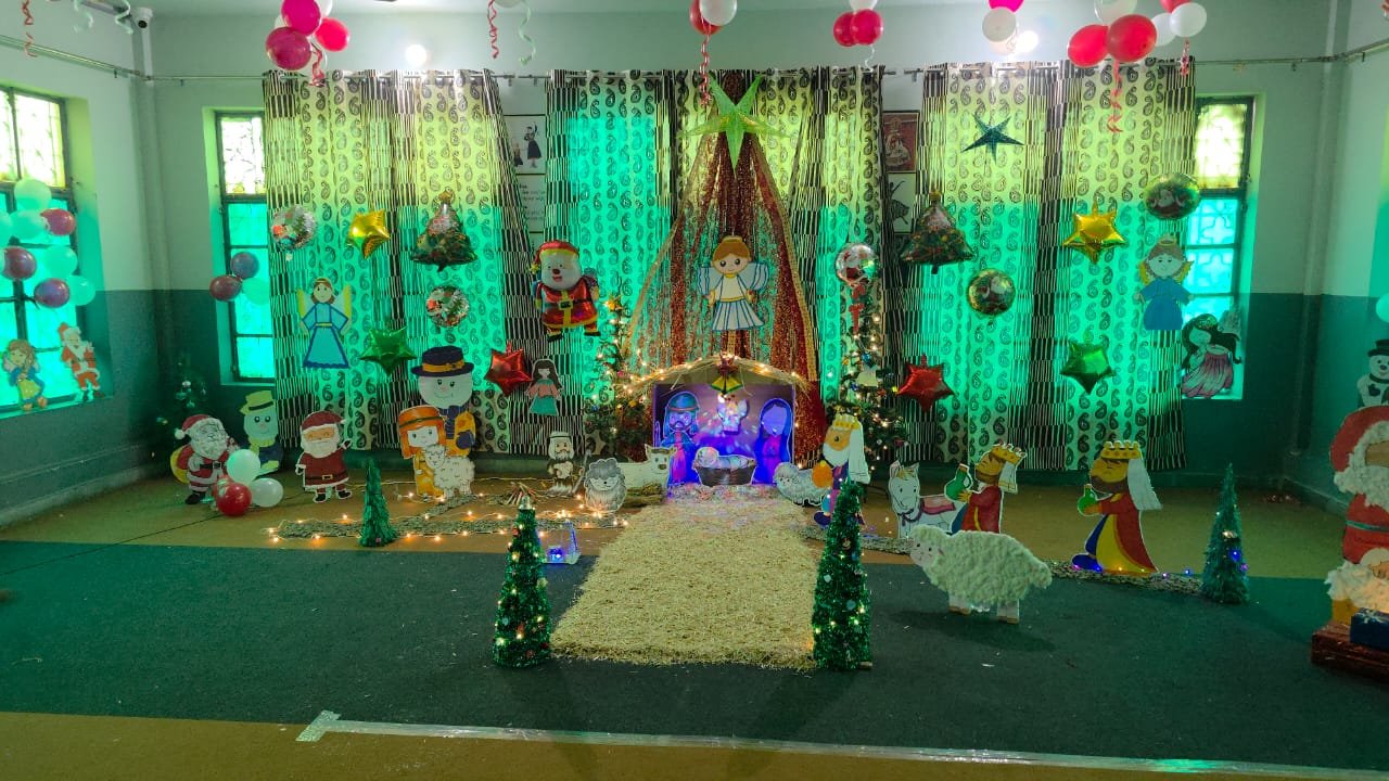 Crib Making Competition